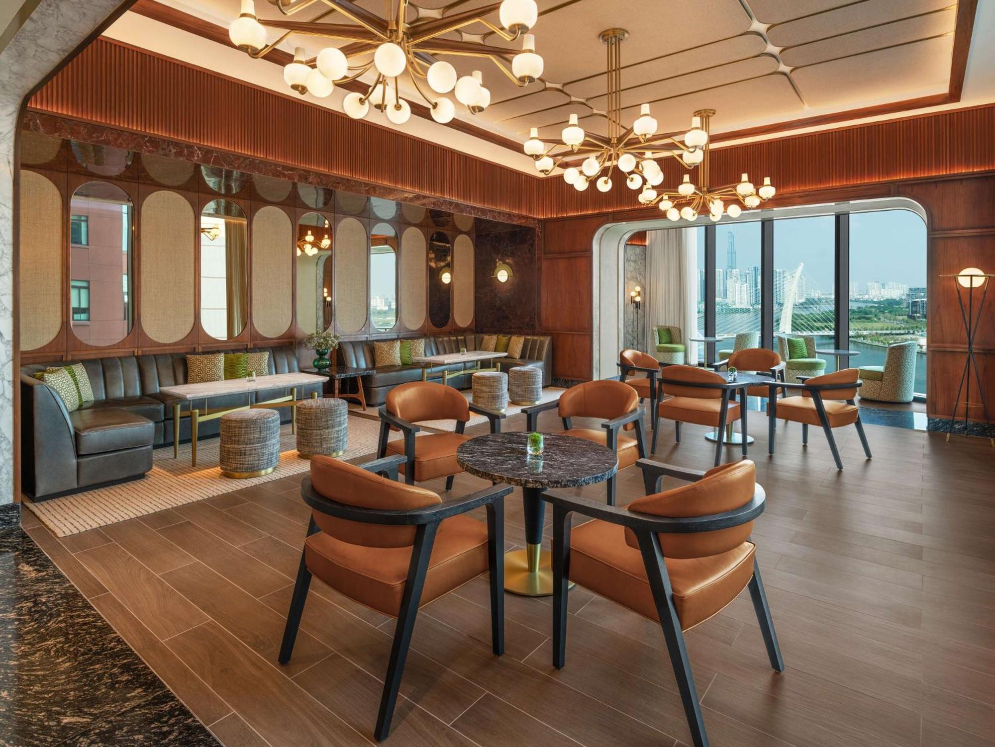 Hilton Saigon Отель